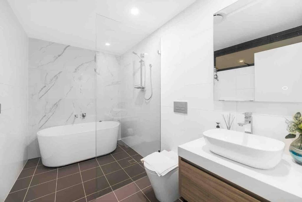 Luxury 3 Bedroom Apartment In Ryde Sydney Buitenkant foto