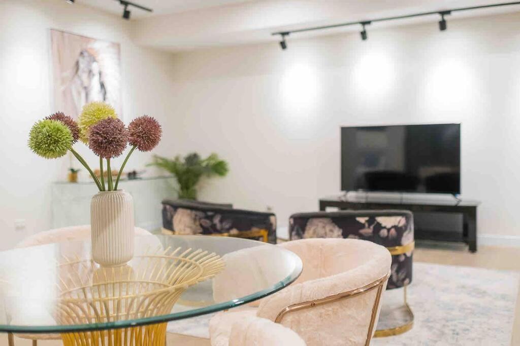 Luxury 3 Bedroom Apartment In Ryde Sydney Buitenkant foto
